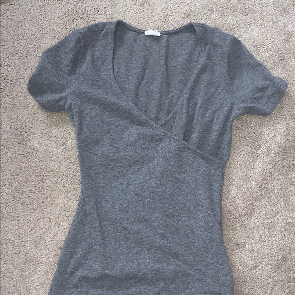 Garage tight, short sleeve crossover shirt